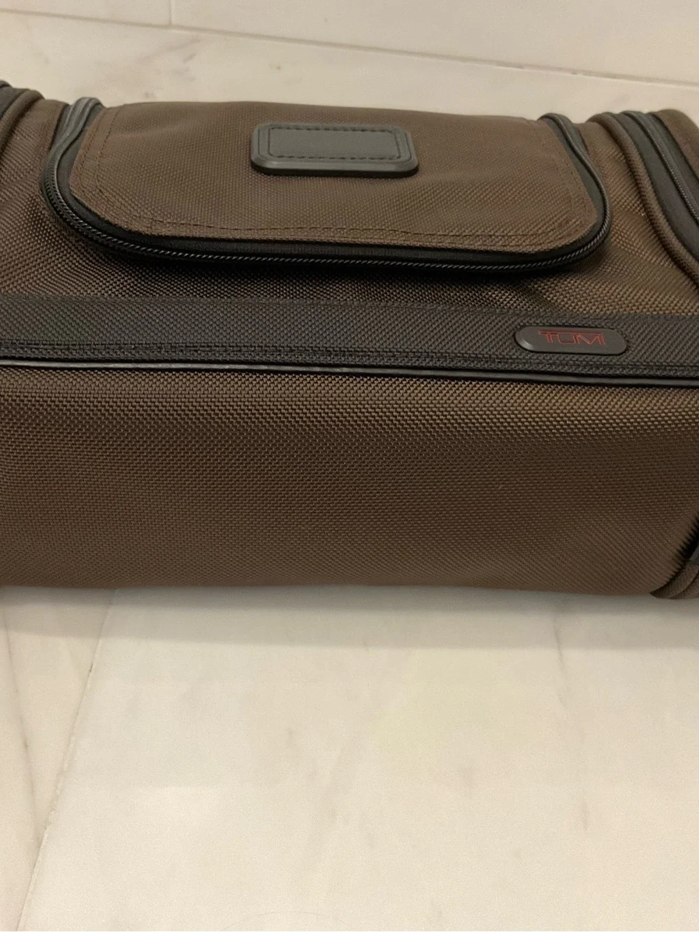 NEW Tumi GEN 4.3 - 11.75” Ballistic Nylon HANGING TRAVEL DOPP KIT - COFFEE BROWN